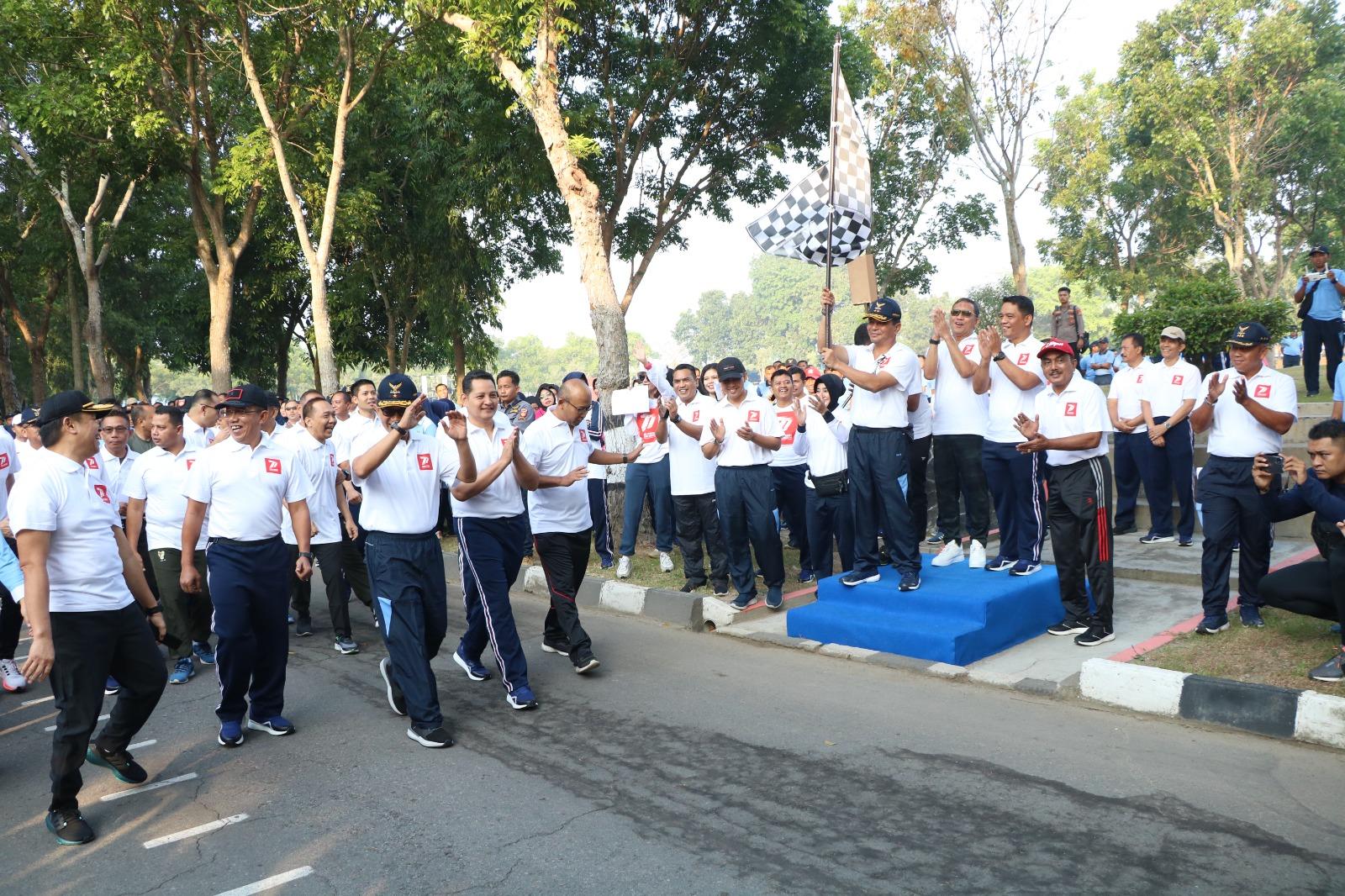 OLAHRAGA BERSAMA TNI-POLRI DAN MASYARAKAT DI AAU