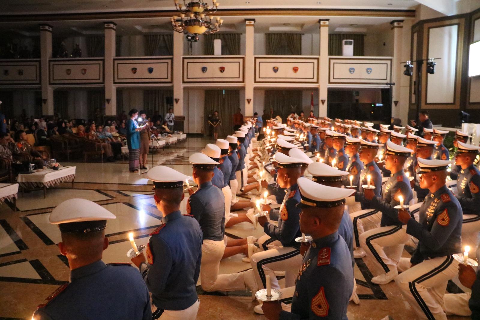 PASSING OUT PARADE MENGANTAR CAPAJA AAU MENUJU BABAK PENGABDIAN BARU