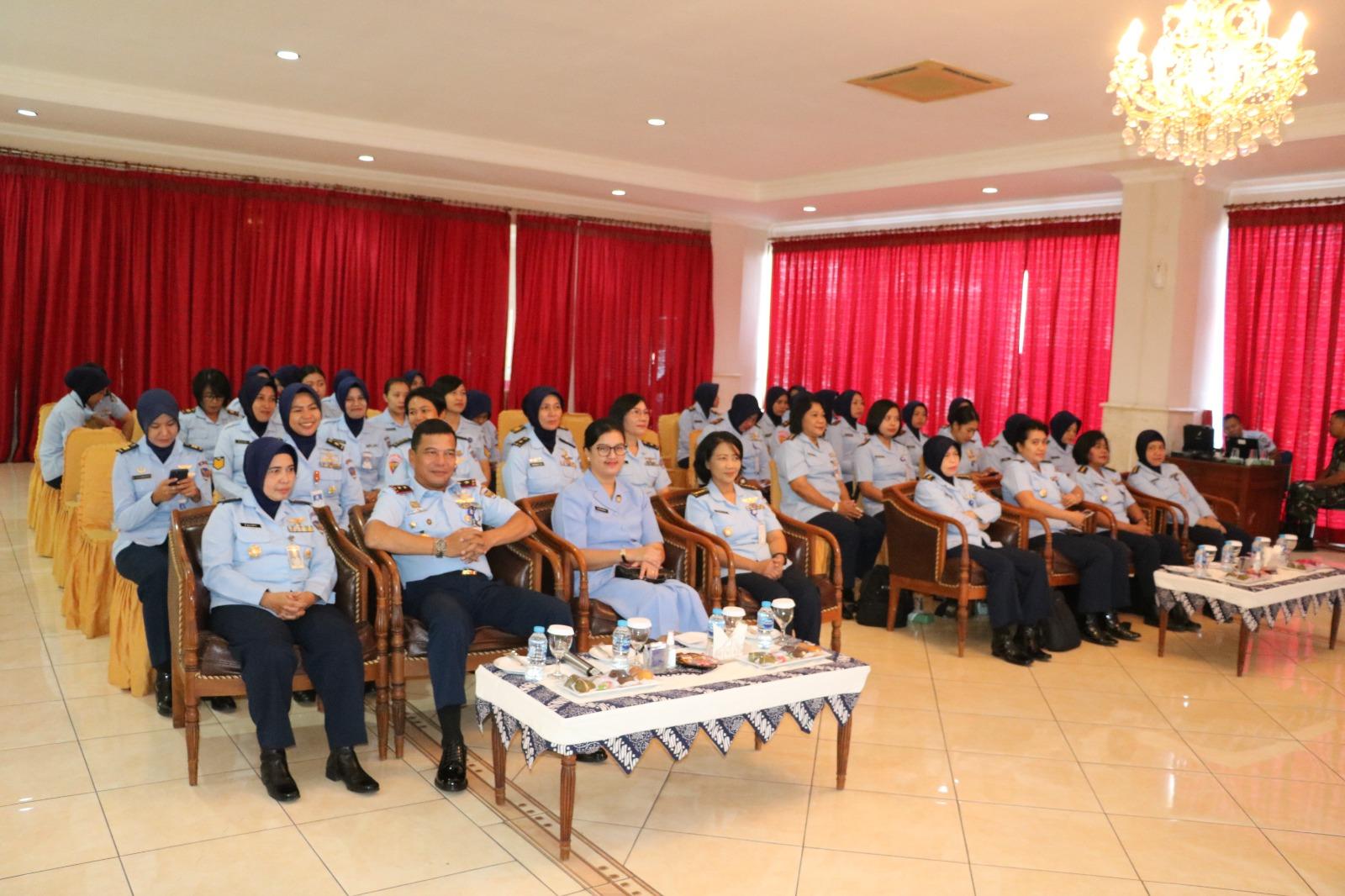 WARA YOGYAKARTA IKUTI PEMBEKALAN IBU WINAYADATI