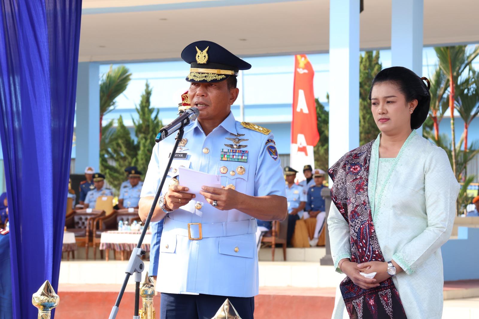 WINGKORPS TARUNA MENGANTAR MARSDA WAYAN DENGAN TRADISI SURYA SENJA