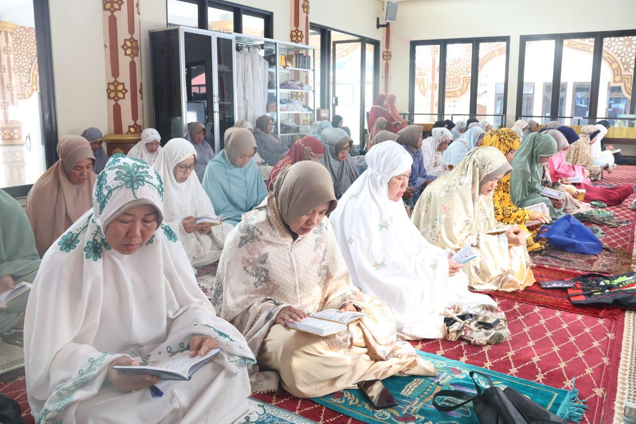 TINGKATKAN IMAN DAN TAQWA, ANTAP AAU LAKSANAKAN IBADAH