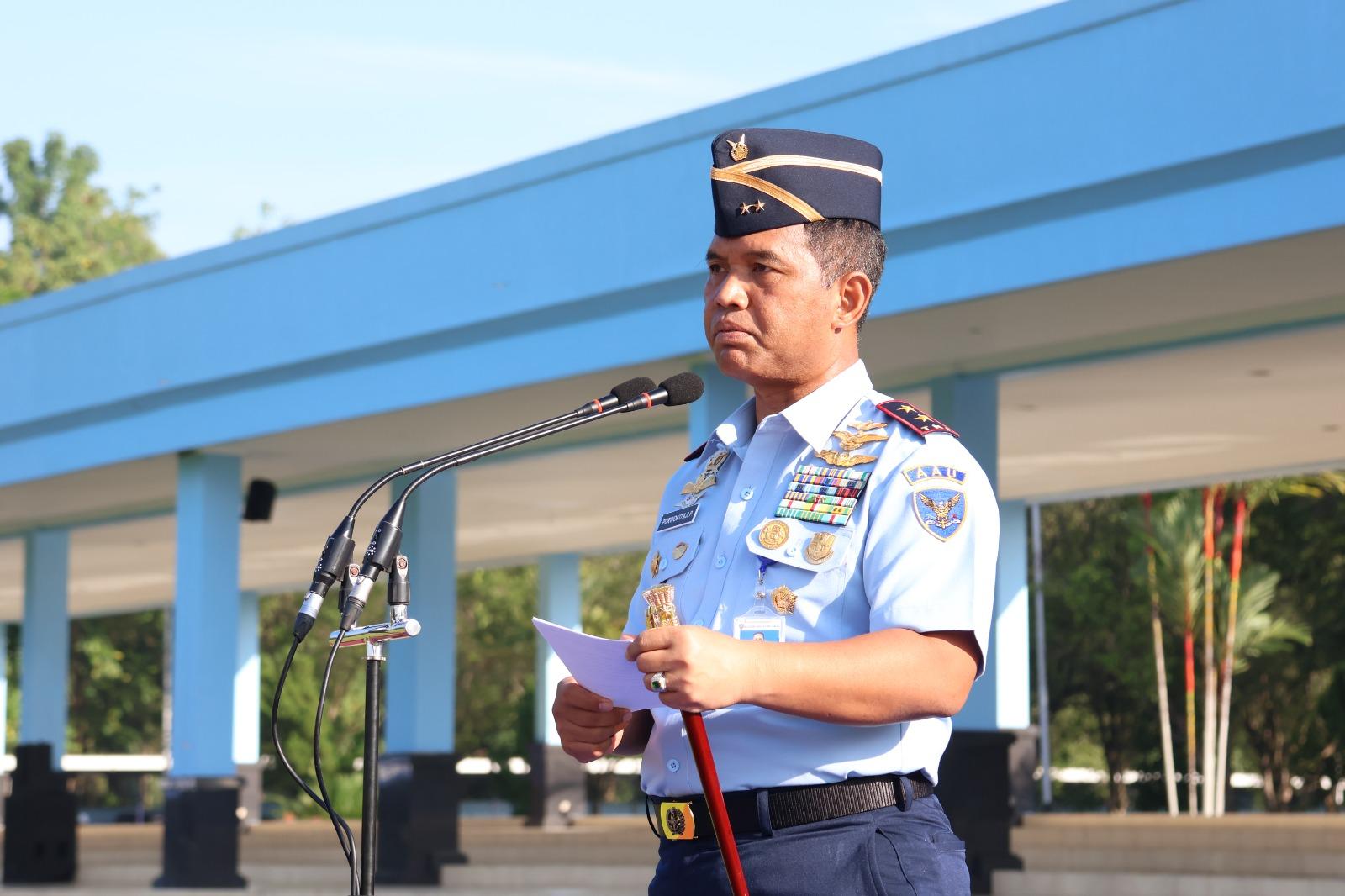 GUBERNUR AAU PIMPIN APEL LUAR BIASA PEMBERANGKATAN KONTINGEN LATSITARDANUS KE-44 AAU