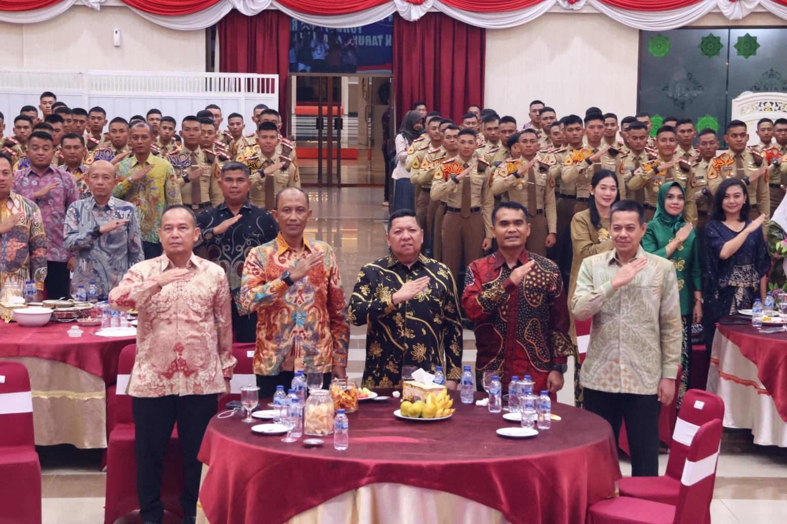 KARBOL AAU TERIMA PENGHORMATAN JAMUAN MAKAN MALAM DARI FORKOPIMDA RIAU