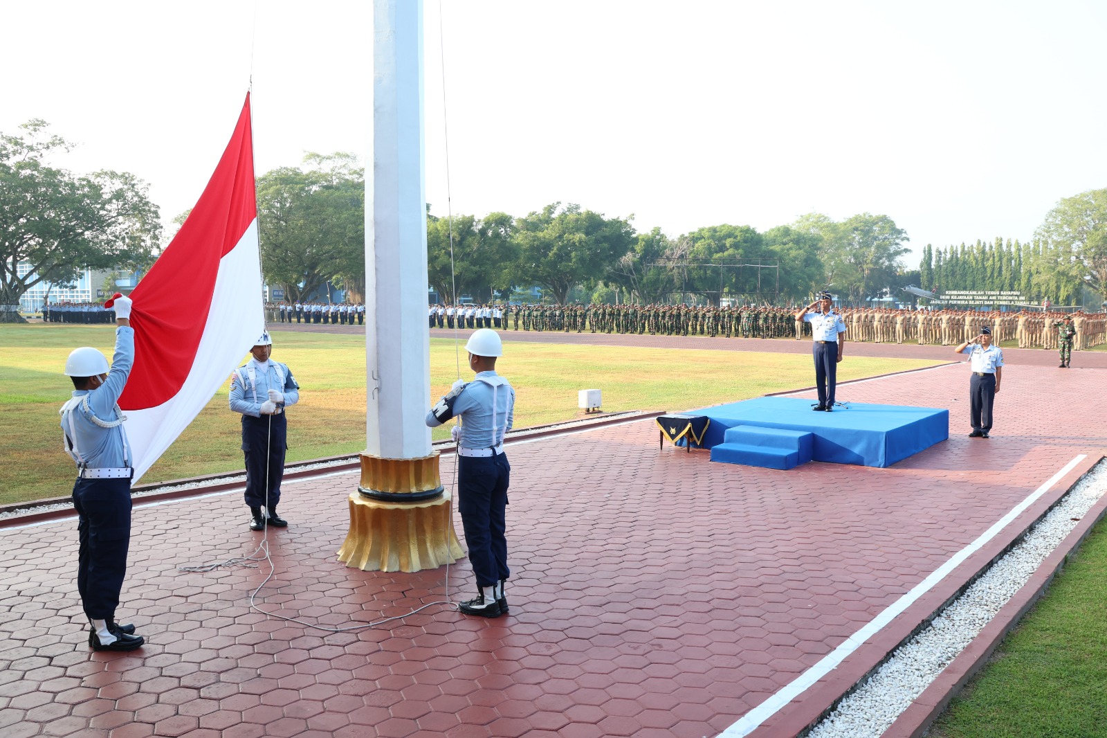 UPACARA BENDERA AAU : MEMBANGUN SIKAP DISIPLIN DAN JIWA NASIONALISME