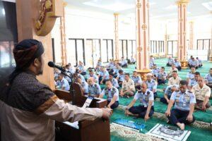 MEMPERKUAT KEIMANAN: AAU LAKSANAKAN SHOLAT DHUHA