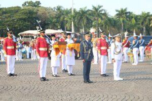 KARBOL AAU IKUTI KIRAB BENDERA PUSAKA