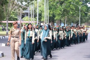 TINGKATKAN WAWASAN KEBANGSAAN : SISWA SMAN 3 PRABUMULIH KUNJUNGI AAU