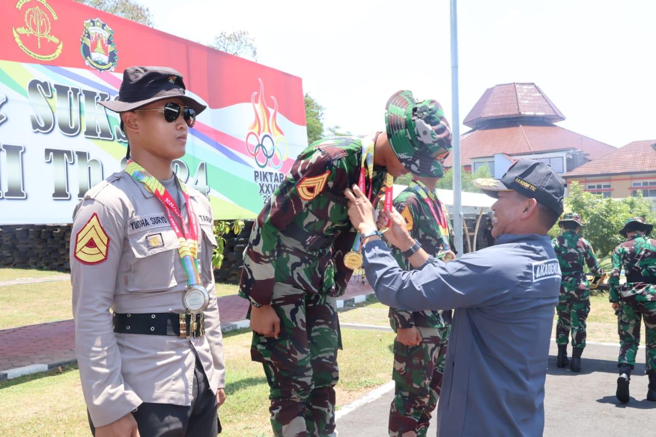 KARBOL AAU PERKASA PADA CABANG MENEMBAK SENAPAN