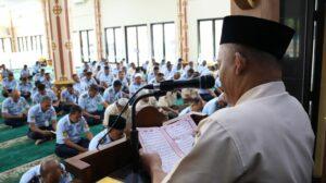 SHOLAT DHUHA BERSAMA DI AAU : MENINGKATKAN KETAKWAAN DAN SYUKUR