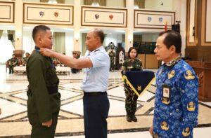 PELATIHAN BELA NEGARA DI AAU : MEMBANGUN JIWA DISIPLIN DAN TANGGUH BAGI DOSEN DAN TENAGA KEPENDIDIKAN UPN YOGYAKARTA