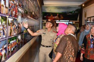 PARENTS MEETING : TOUR DE CAMPUS BERSAMA ORANG TUA TARUNA TK. II