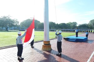 UPACARA BENDERA MINGGUAN AAU : WUJUD NASIONALISME DAN CINTA TANAH AIR