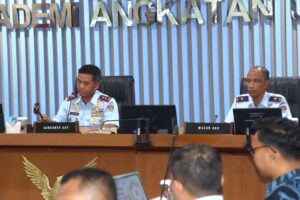 GUBERNUR AAU BUKA PELATIHAN MASTERING AI TOOLS AND PROMPT ENGINEERING