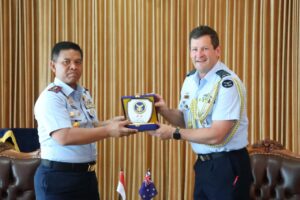 Gubernur AAU Terima Kunjungan Kehormatan Atase Udara Australia dalam Rangka “Air Power Studies Tour”