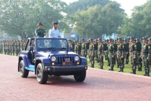 Gubernur AAU Harapkan Latsitrdanus jadi Bekal Taruna Hadapi Tugas Mendatang