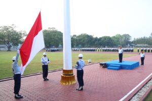Upacara Bendera Mingguan AAU: Membangun Disiplin dan Nasionalisme