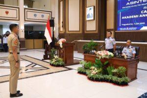 Asintel Kasau Berikan Pembekalan Kepada Capaja AAU 2025