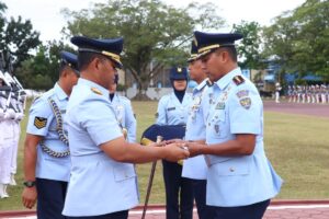Gubernur AAU Pimpin Sertijab Komandan Wing Taruna