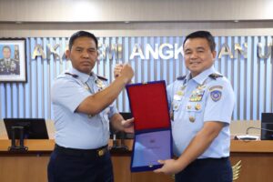 Penyerahan Memorandum, Simbol Kesinambungan Kepemimpinan di AAU