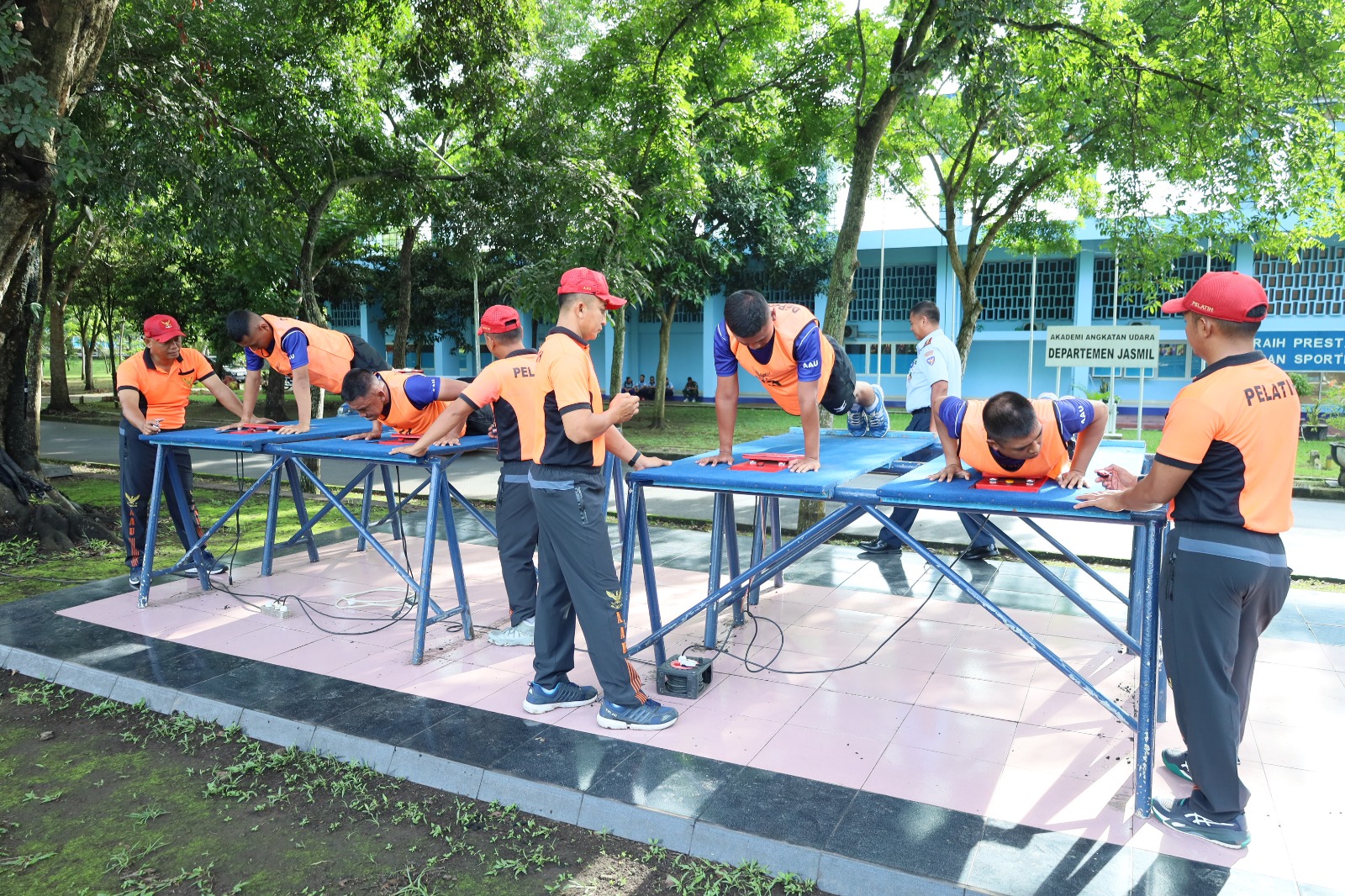 WhatsApp Image 2025-11-27 at 10.28.49 (1)