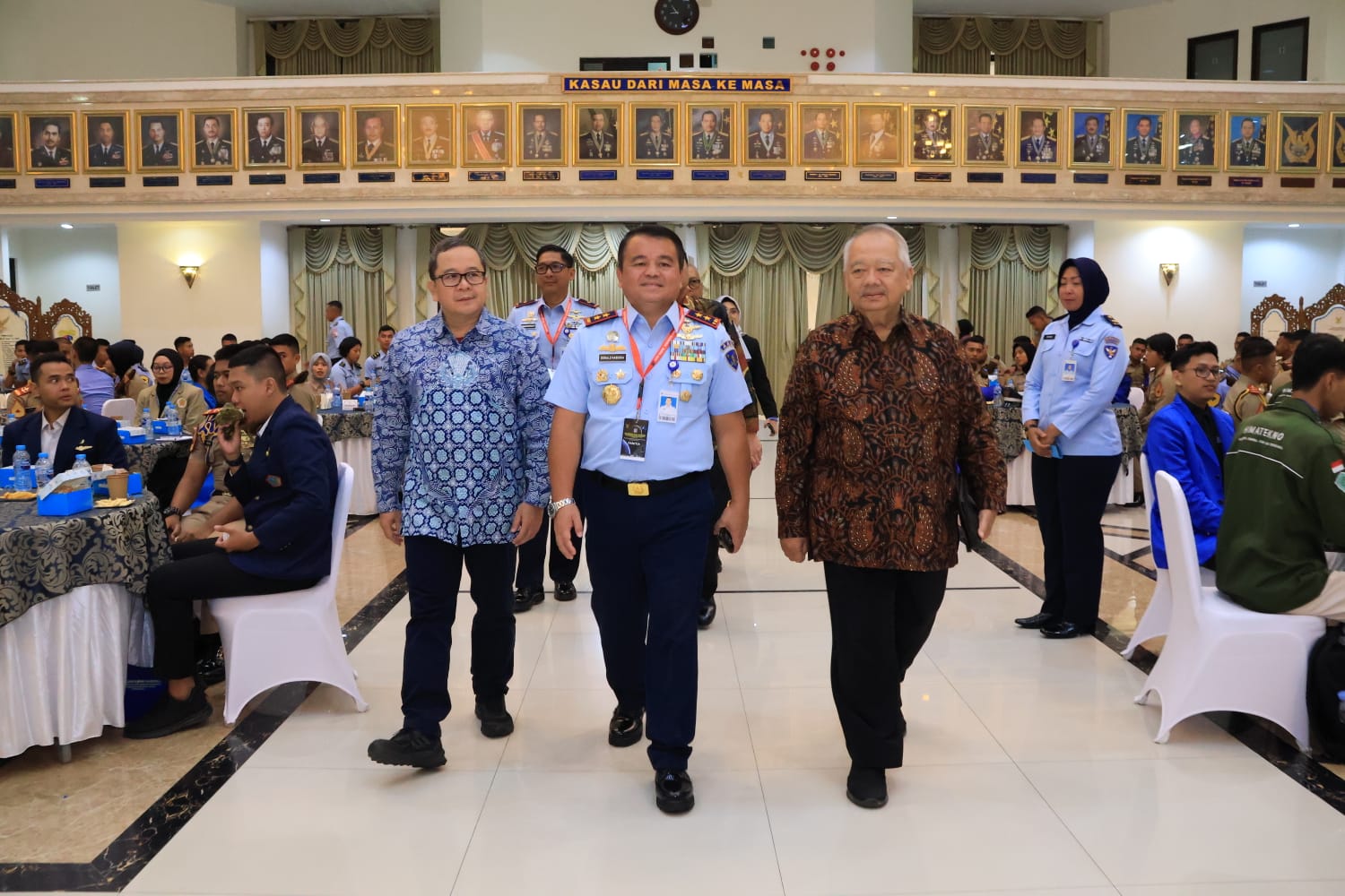 WhatsApp Image 2025-11-27 at 22.41.37 (1)